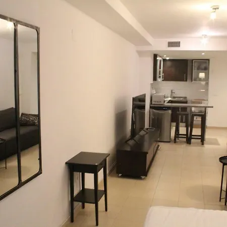 Sunny Apartments, Historical Centre *